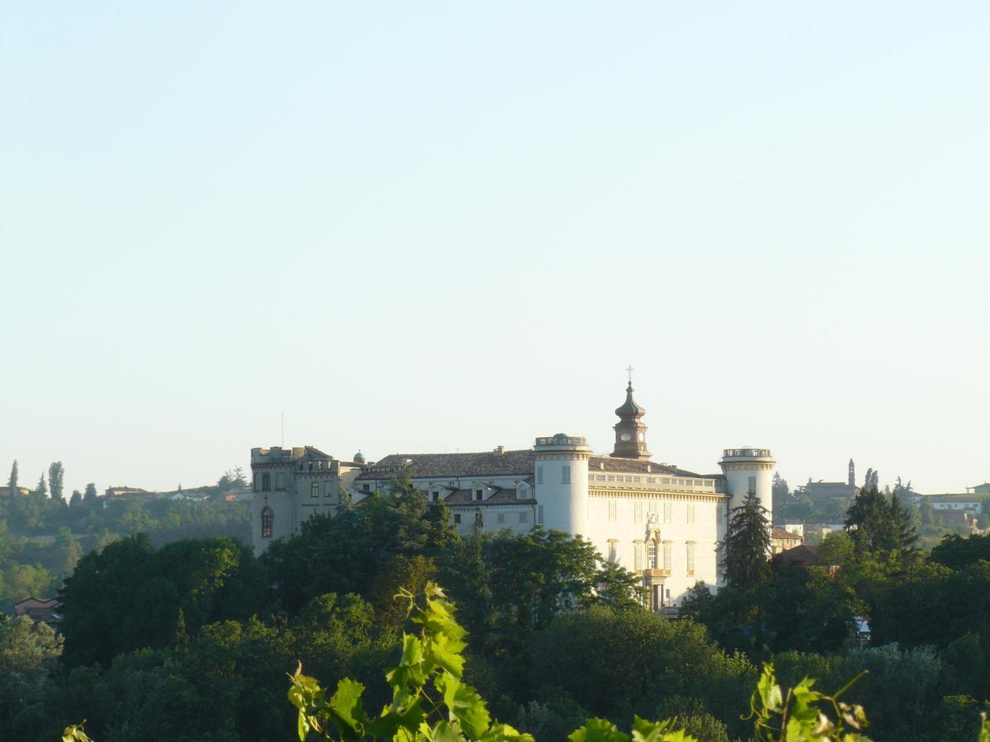 Hotel Langhe & Monferrato Costigliole d'Asti Ngoại thất bức ảnh