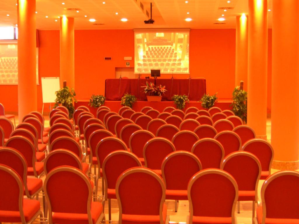 Hotel Langhe & Monferrato Costigliole d'Asti Ngoại thất bức ảnh