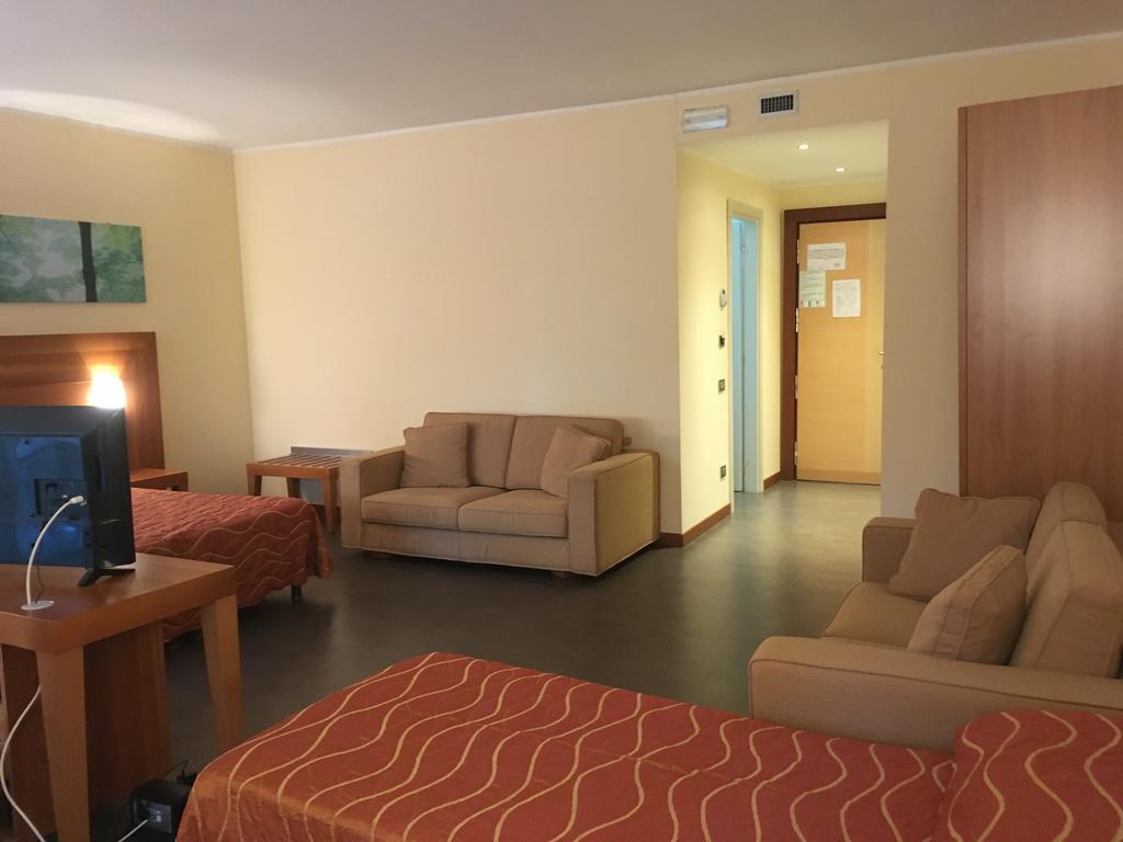Hotel Langhe & Monferrato Costigliole d'Asti Ngoại thất bức ảnh